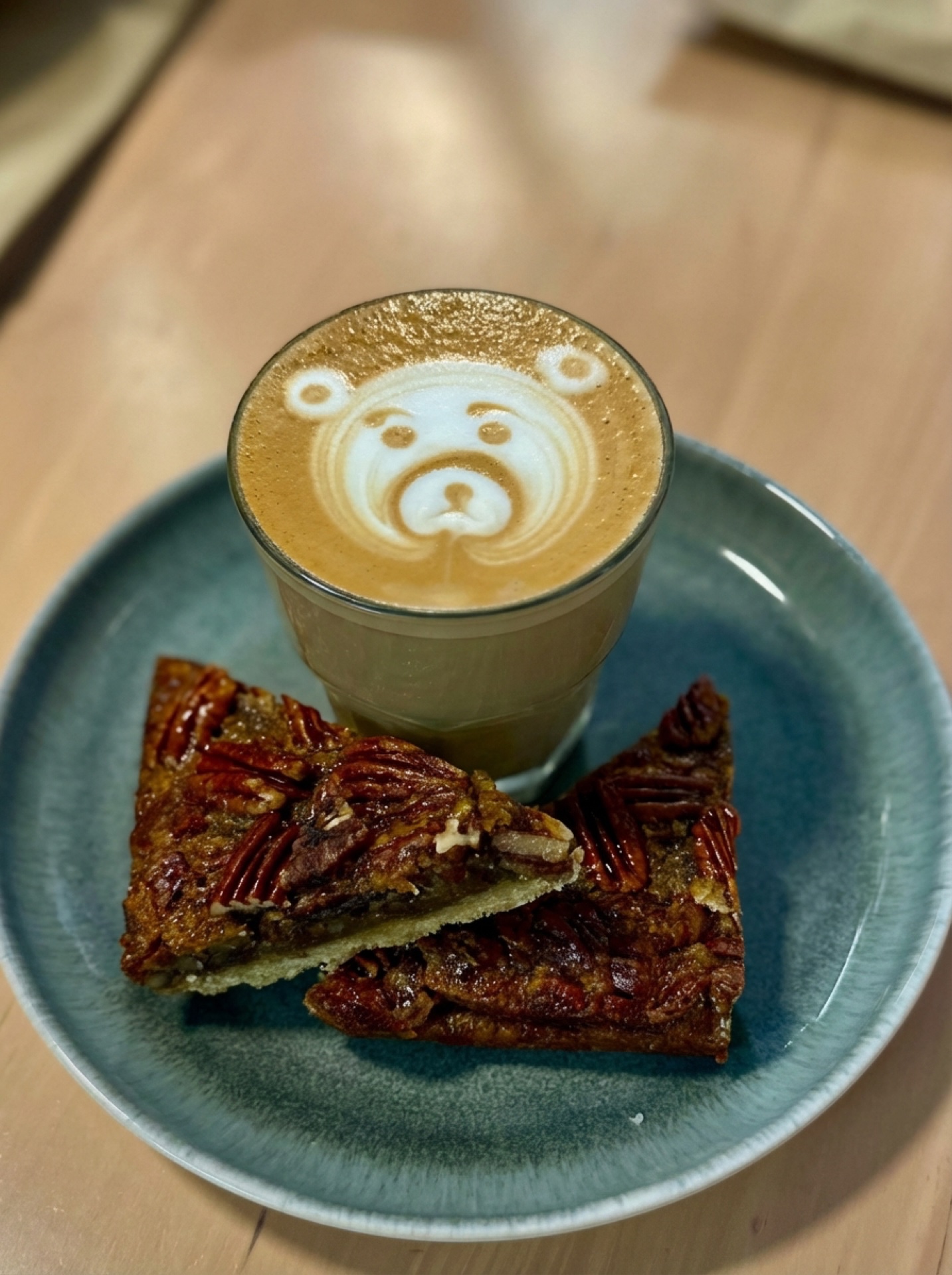 Coffee Bear Latte Art at Rumours